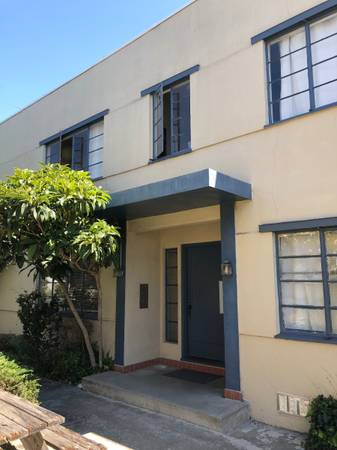 Listing photo 1 of 5