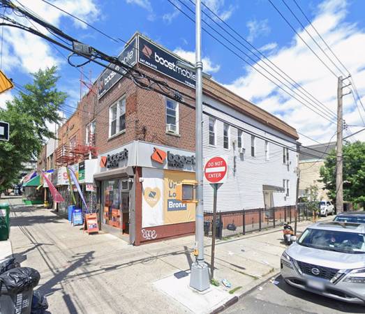 Listing photo 1 of 5