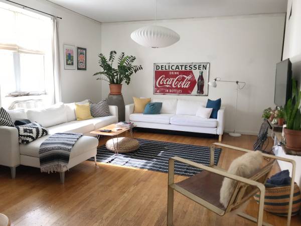 Listing photo 1 of 5