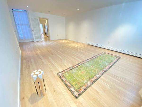 Listing photo 1 of 16