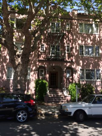 Listing photo 1 of 5