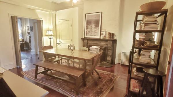 Listing photo 1 of 5