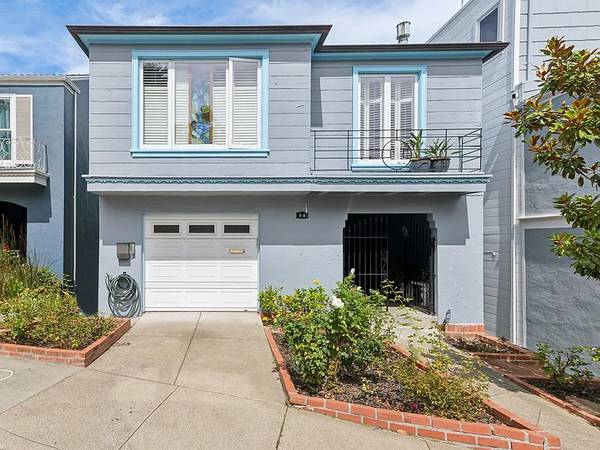 Listing photo 1 of 5