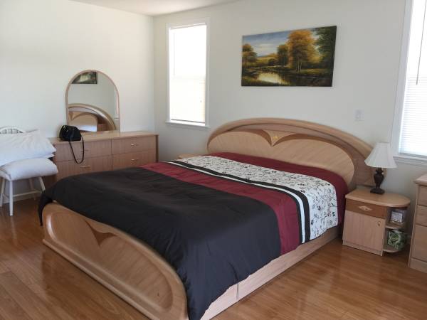 Listing photo 1 of 5