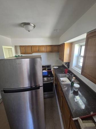 Listing photo 1 of 5