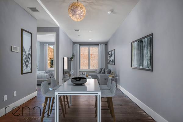 Listing photo 1 of 5