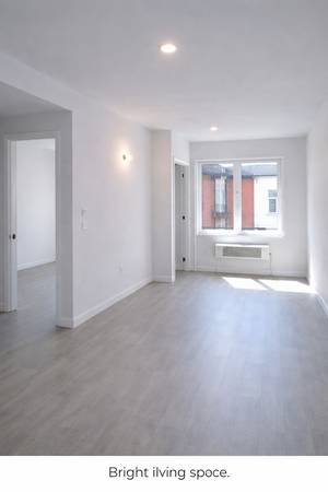 Listing photo 1 of 4