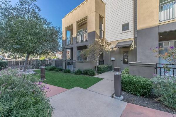 Listing photo 1 of 5