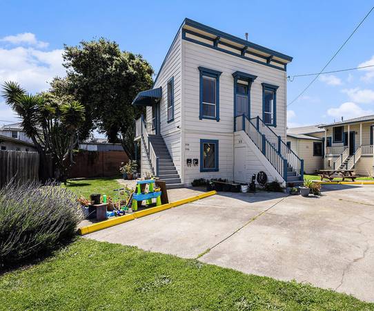 Listing photo 1 of 5