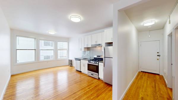 Listing photo 1 of 5