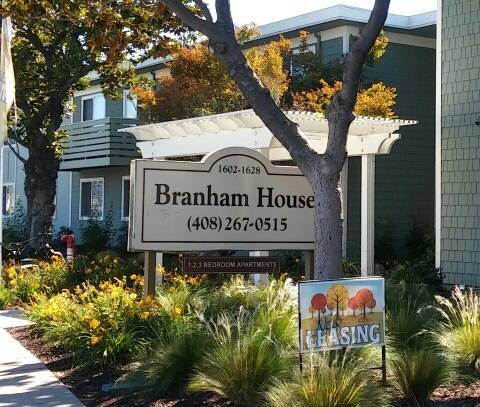 Listing photo 1 of 5