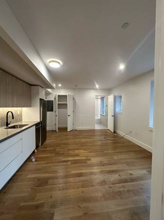 Listing photo 1 of 17