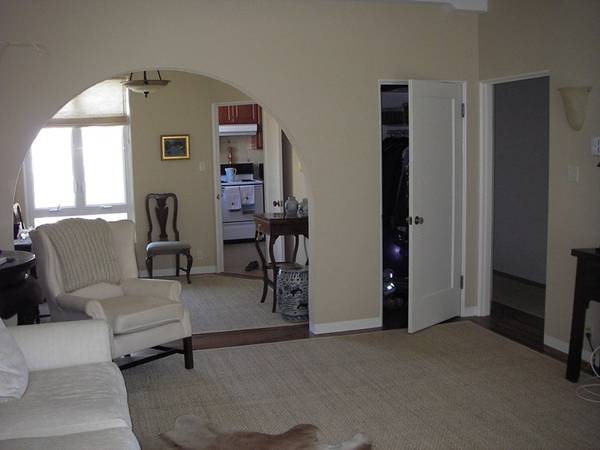 Listing photo 1 of 5