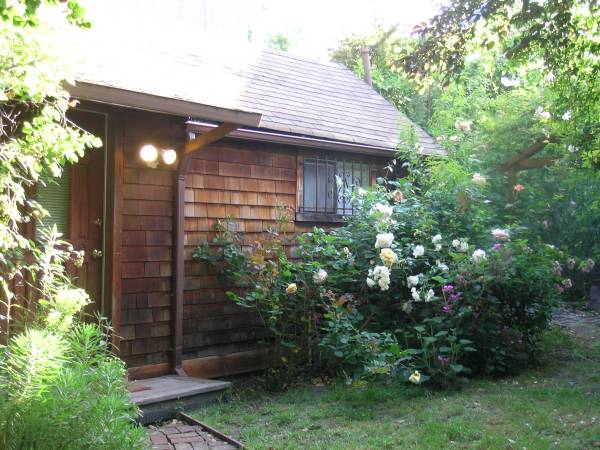 Listing photo 1 of 5