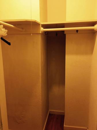 Listing photo 1 of 3