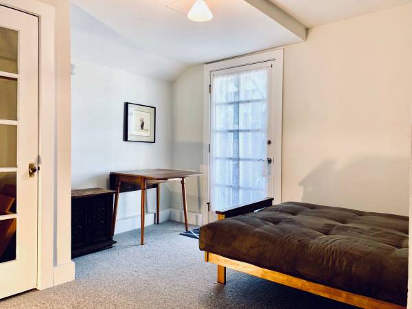 Listing photo 1 of 5