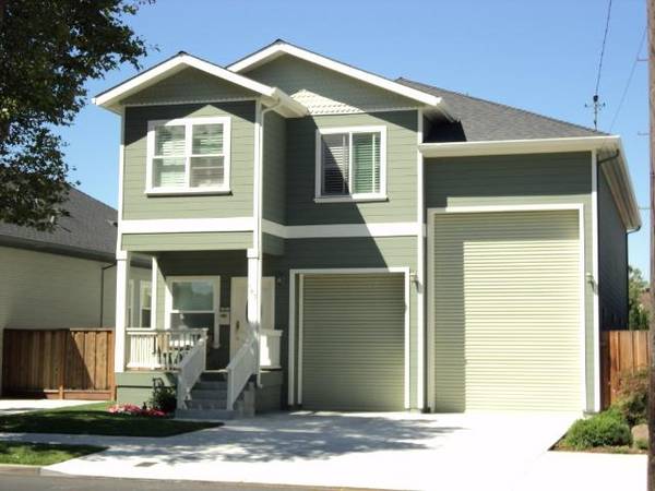 Listing photo 1 of 5
