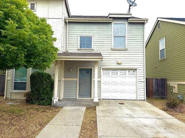 Listing photo 1 of 5