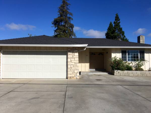 Listing photo 1 of 5