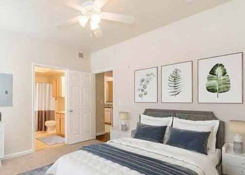 Listing photo 1 of 5