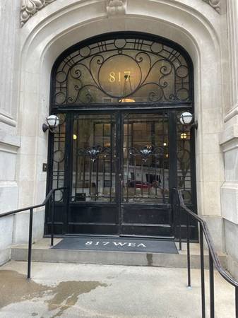 Listing photo 1 of 5