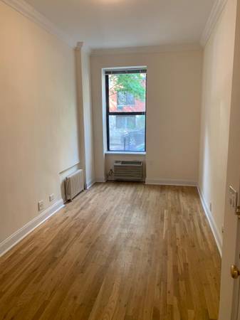 Listing photo 1 of 3