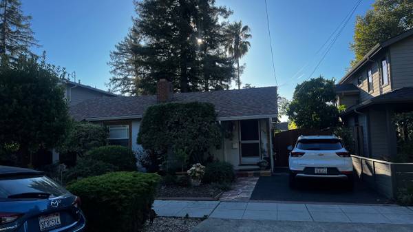 Listing photo 1 of 5