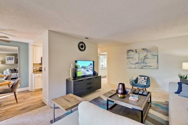 Listing photo 1 of 5