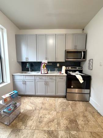 Listing photo 1 of 5