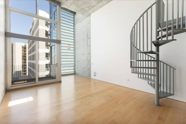 Listing photo 1 of 5