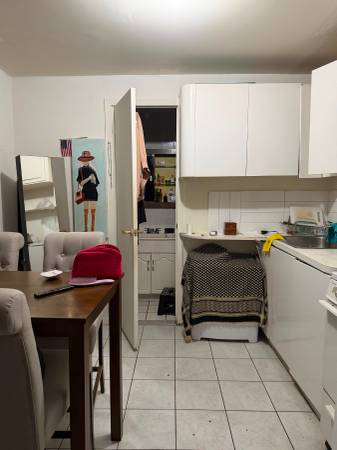 Listing photo 1 of 5