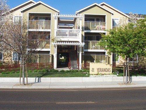 Listing photo 1 of 5