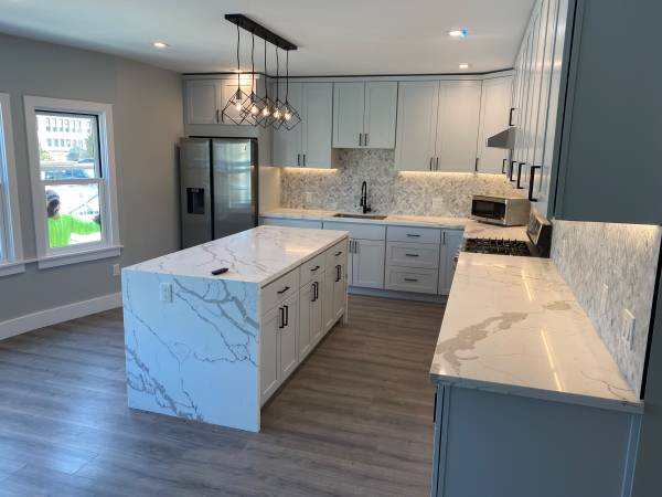 Listing photo 1 of 5