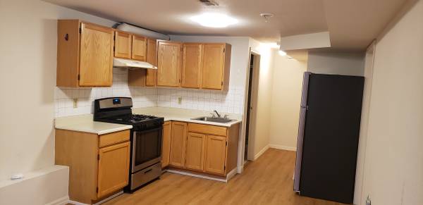 Listing photo 1 of 4