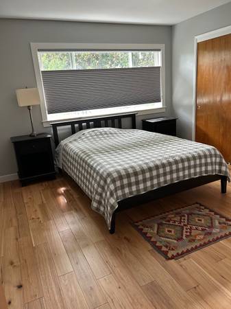 Listing photo 1 of 3
