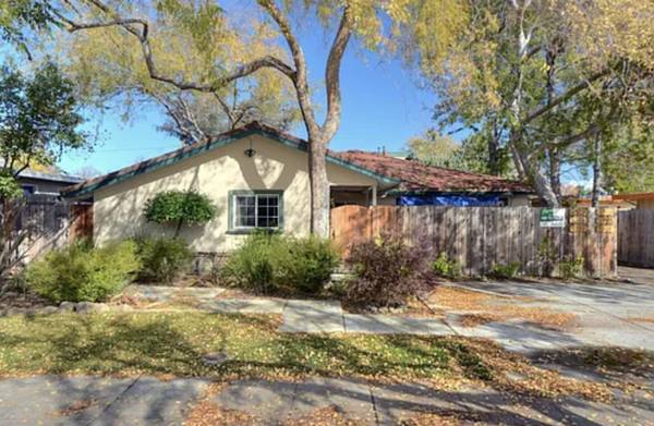 Listing photo 1 of 5