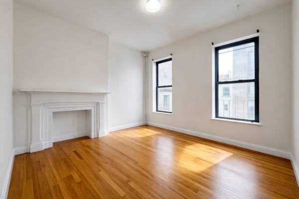 Listing photo 1 of 5