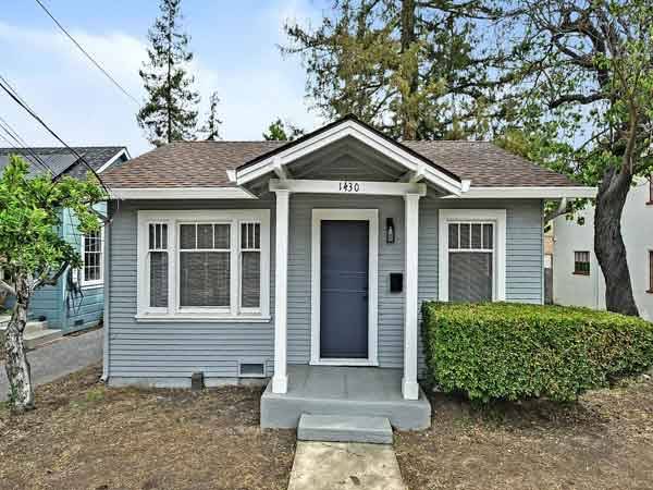 Listing photo 1 of 5