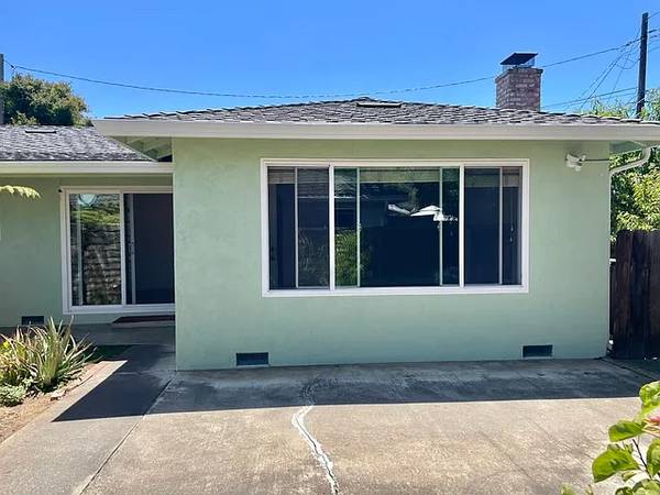 Listing photo 1 of 5