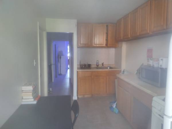 Listing photo 1 of 5