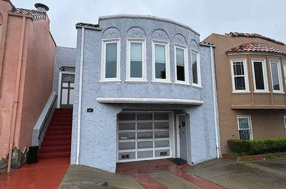 Listing photo 1 of 3