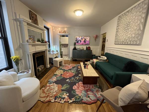 Listing photo 1 of 5