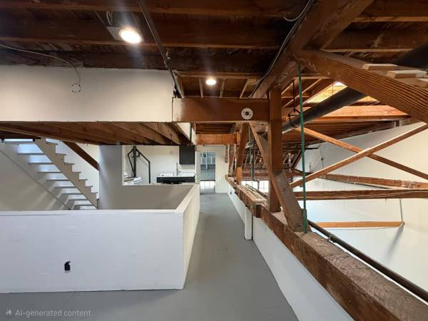 Listing photo 1 of 5