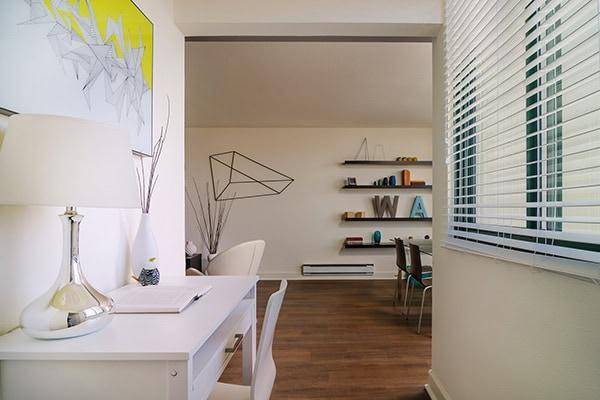 Listing photo 1 of 5