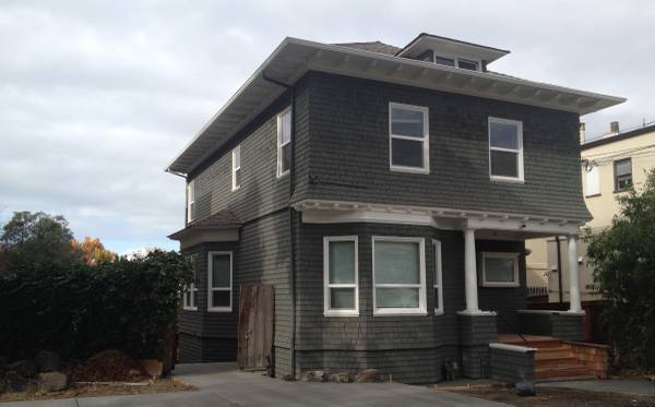 Listing photo 1 of 5