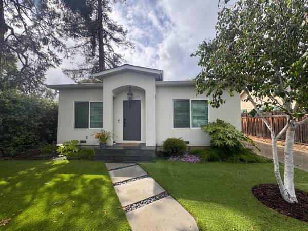 Listing photo 1 of 5