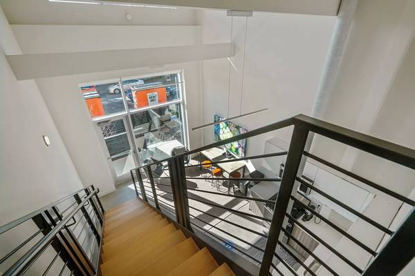Listing photo 1 of 5
