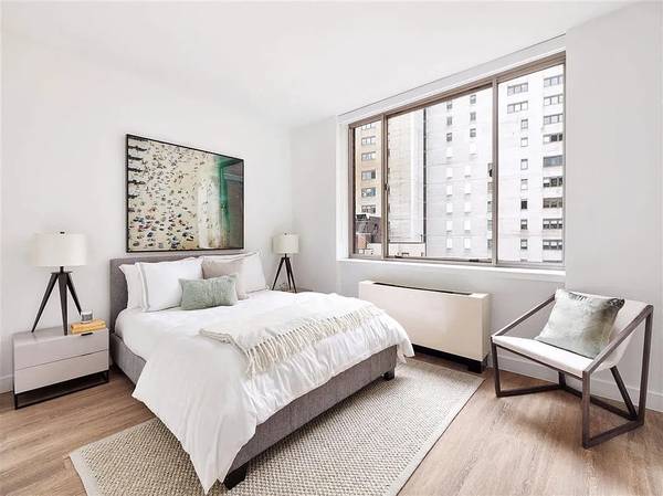 Listing photo 1 of 7