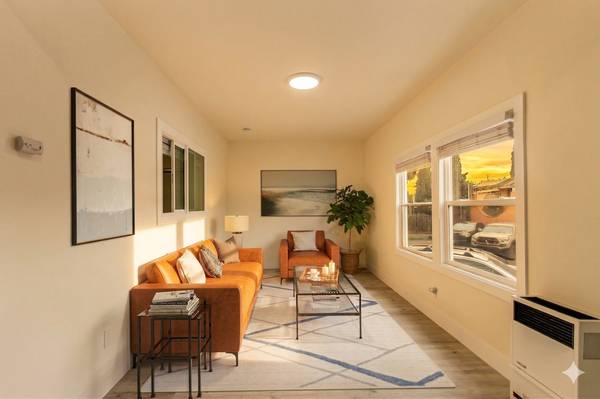 Listing photo 1 of 5