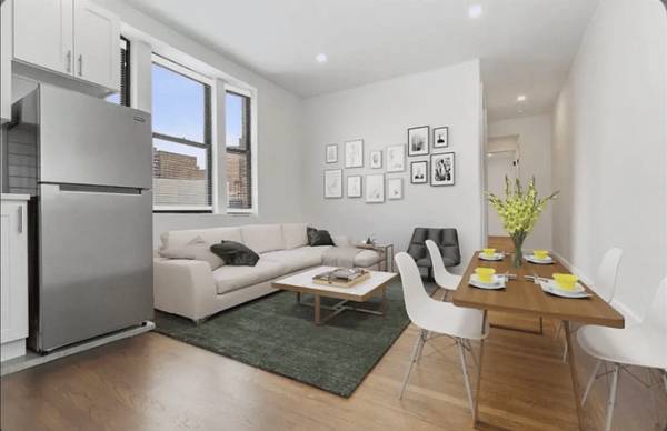 Listing photo 1 of 5